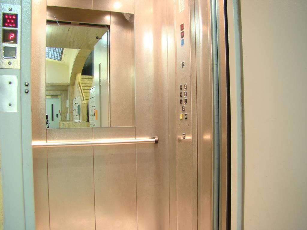 On Opletalova 917/9 Apartmán Praha