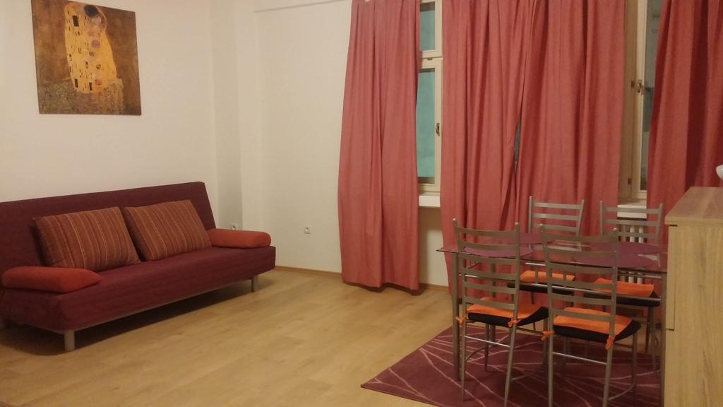 Apartmán On Opletalova 917/9 *